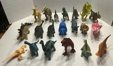 Medium/Large Dinosaur Figures Lot Of 20 Mixed Brands Various Types Colors Poses