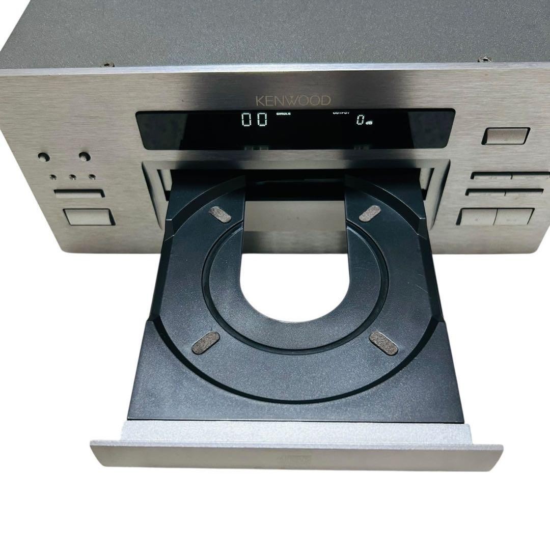 Kenwood DPF-7002 CD Player Compact Disc Audio Operation Kenwood DPF-7002 CD Player Compact Disc Audio Operation