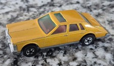 Vtg 1980 Hot Wheels Gold Sparkle Cadillac Seville Hong Kong 1/64 Die-Cast Car