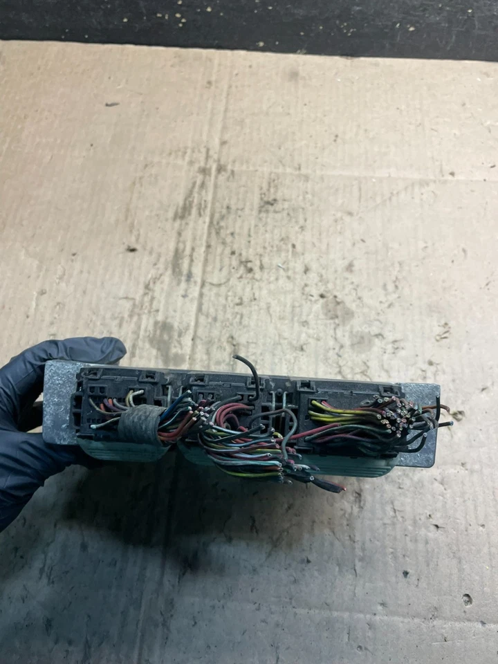 Ford Crown Victoria Town Car 2010 2011 motor ECM ECU módulo de computadora t7428 DG Foto 2 de 4