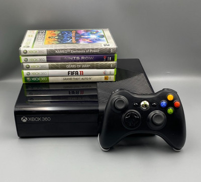 Xbox 360 E 250GB + Controller & 5 Spiele