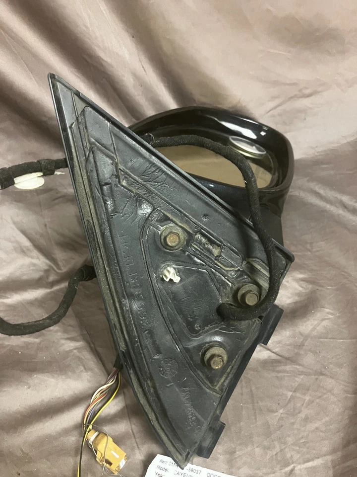 OEM, SIDE MIRROR ASSEMBLY, RH PASSENGER, 2004 PORSCHE CAYENNE - Изображение 2 из 4