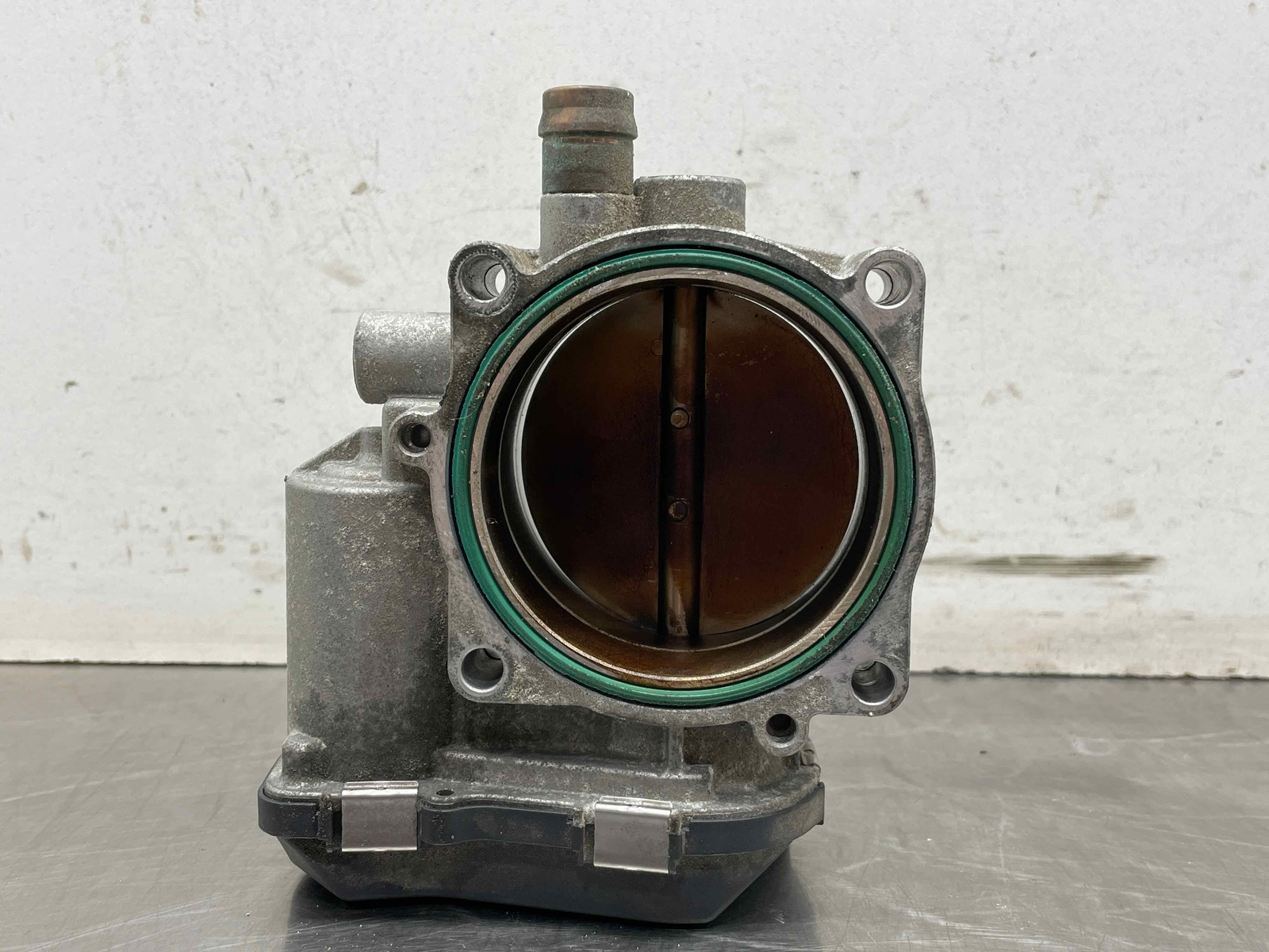 2009 Bmw 335i Xdrive 3.0L Throttle Body Valve Assembly 74k Miles
