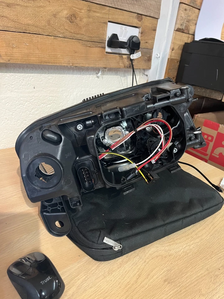 FARO IZQUIERDO AUDI A6 PASAJERO 04-12 SIN MOTOR NI BOMBILLAS *NUEVO* 471442541 HL25 Foto 3 de 4