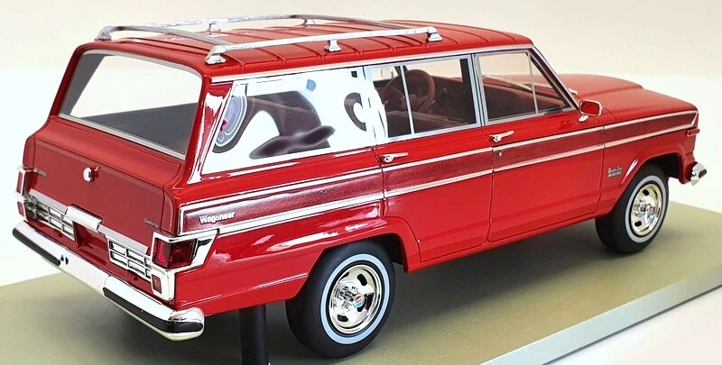 LS Collectibles 1/18 Scale Model Car LS037H - 1979 Jeep Grand Wagoneer - Red - Image 3 of 4