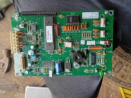 NEW OEM Goodman PCBBF132S Amana 24V Furnace Control Board