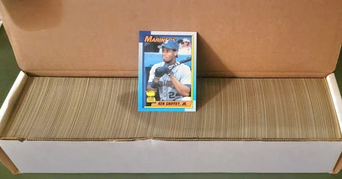 86, 87, 88 (2), 89, 90 Topps Baseball. 6 Complete Sets #1-792 F/ Vending Cases. 