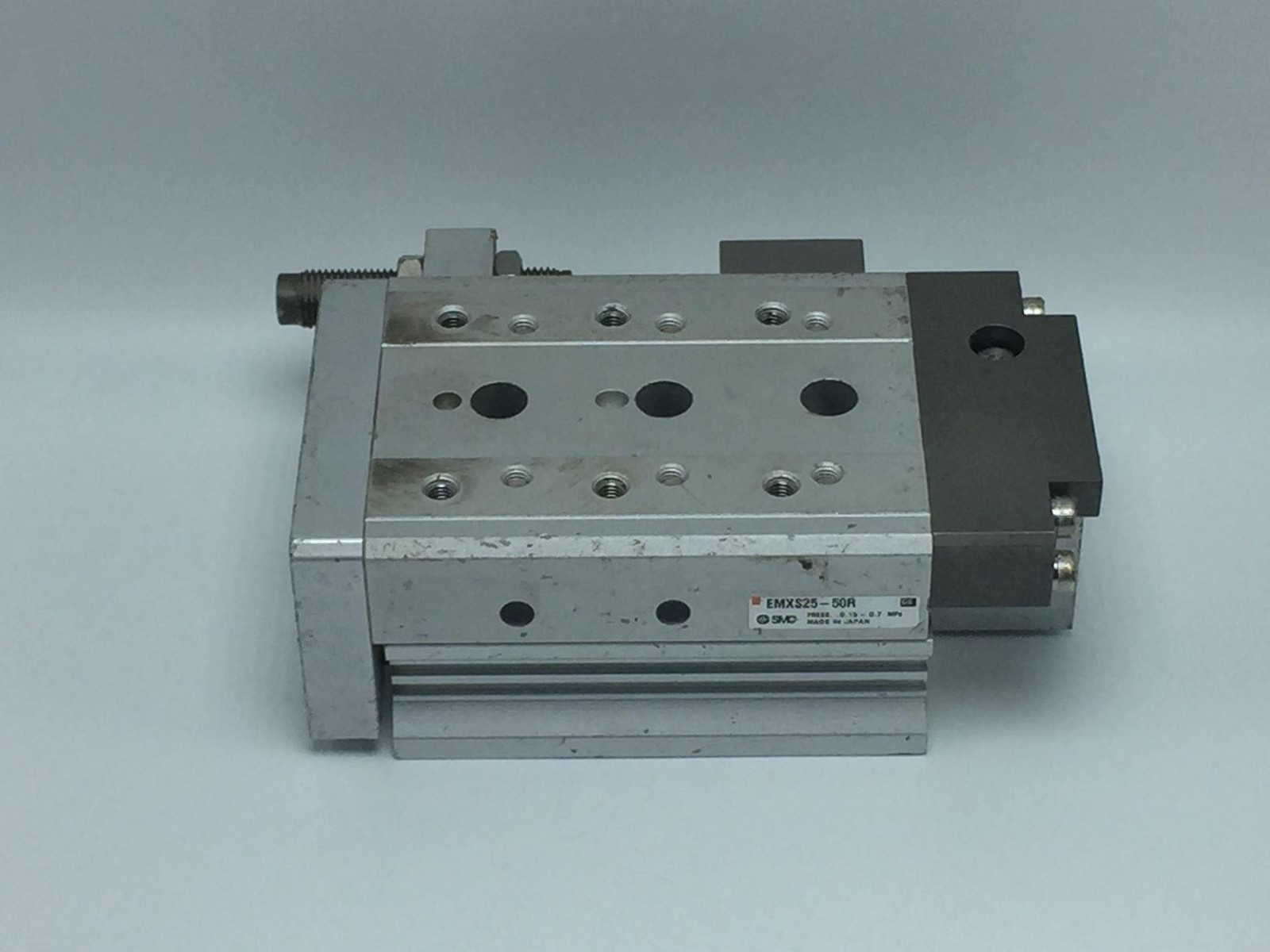 SMC EMXS25-50R Linear Slide Bearing 25mm Bore 50mm Stroke