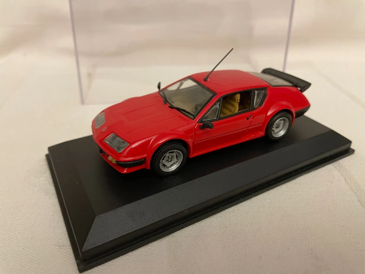 Miniature Universal Hobbies 1/43 - Alpine Renault V6 Turbo Rouge - Occasion Boîte