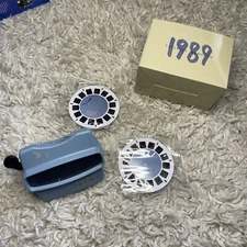 Taylor Swift 1989 Viewfinder View Master Viewer 2 Reels 14 photos NEW IN HAND