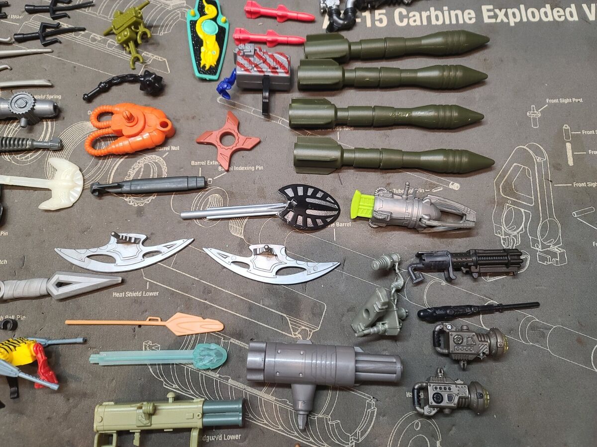 LOT OF 90 Vintage Action Figure STAR WARS, GI Guns Missiles LOT OF 90 Vintage Action Figure STAR WARS, GI Guns Missiles