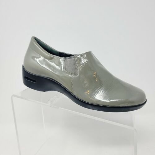 Cole Haan Women Gray Patent Leather Waterproof Slip On Shoe Sz 8.5B Nursing Clog - Picture 1 of 10