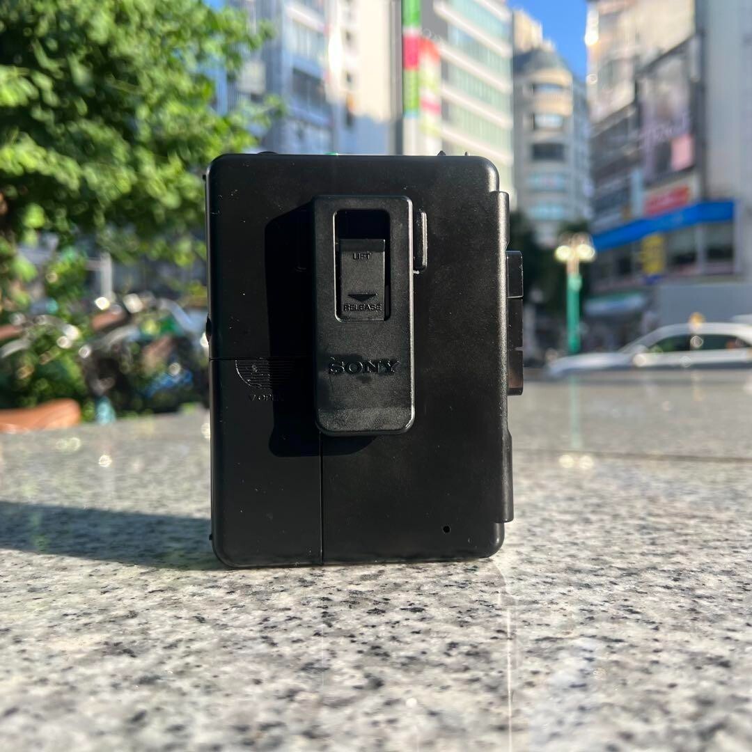 [レア整備品]ソニーカセットウォークマン sony WM-B10 s-l1200.jpg