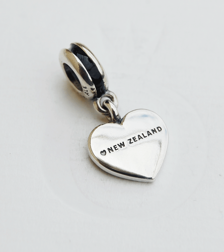Genuine Pandora Charm Bead "New Zealand Heart Flag" 791511ENMX - retired - Picture 2 of 2
