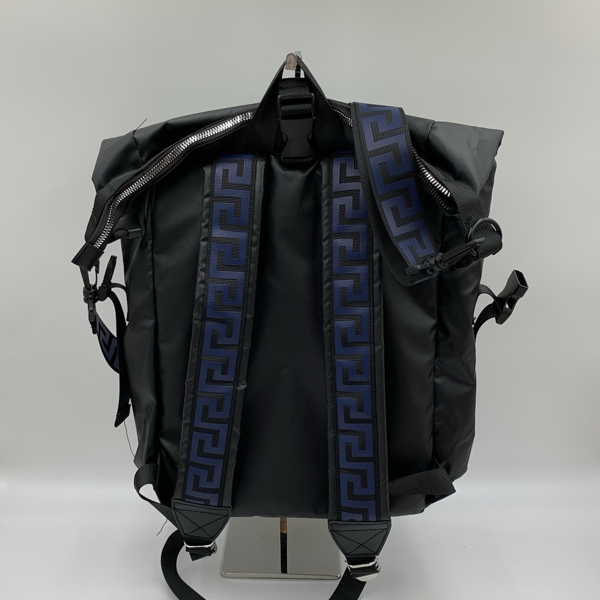 VERSACE ブラック バックパック　リュック　ナイロン ナイロン VERSACE(ヴェルサーチェ) バックパック・リュック