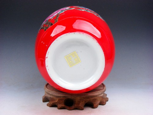 Red Glazed Porcelain Gold Gilt Butterfly Peony Vase w/ FREE Stand #10111903 - Picture 9 of 9