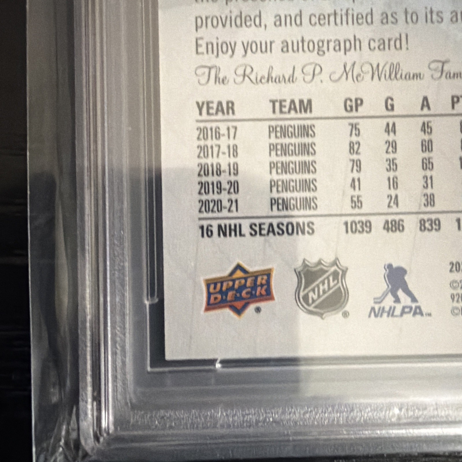 2021-22 SP Game Used Blue Autograph Sidney Crosby #2 PSA 9 Penguins view 9