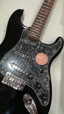SQUIER FSR AFFINITY ST Electric Guitar