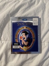 Snow White And The Seven Dwarfs Blu-Ray  DVD - Lenticular Slip Cover