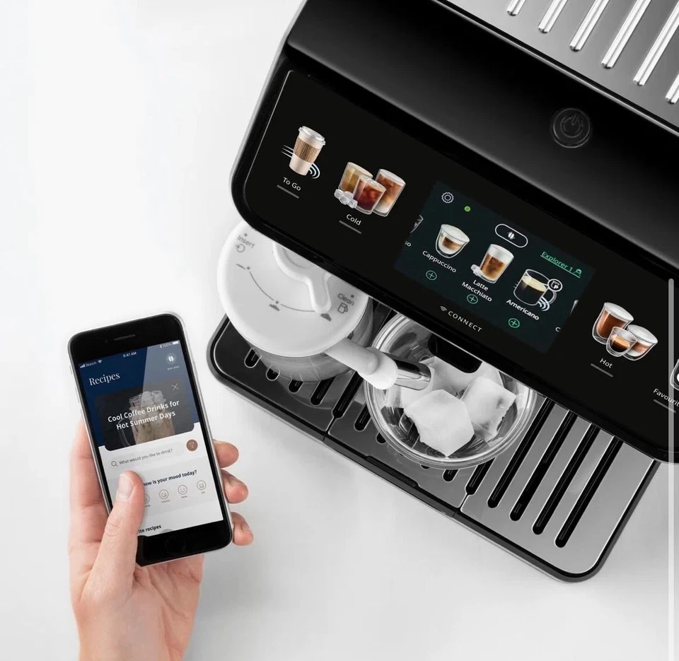 De'longhi Eletta Explore Bean to Cup coffee machine with Cold Brew Technology - Image 3 of 3