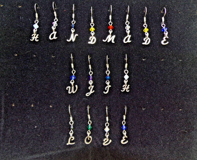 SWAROVSKI ELEMENTS KRISTALL PERLE - INITIALEN/BUCHSTABEN OHRRINGE ~ KAUFEN SIE EINE ERHALTEN SIE EINE GRATIS
