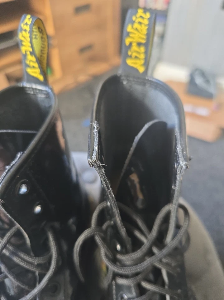 Dr. Doc Martens 1460 Patent Shiny Black UK 8, USA 10 L, EU 42 VGC BP31, photo 2 of 5