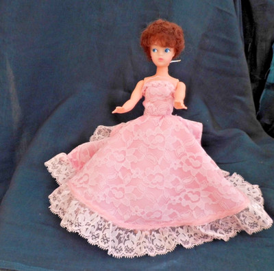 Einzigartiges Ballkleid und Hut für 11,1/2'' ''Barbie'' Typ Puppe-rosa; weiß; türkis; schwarz