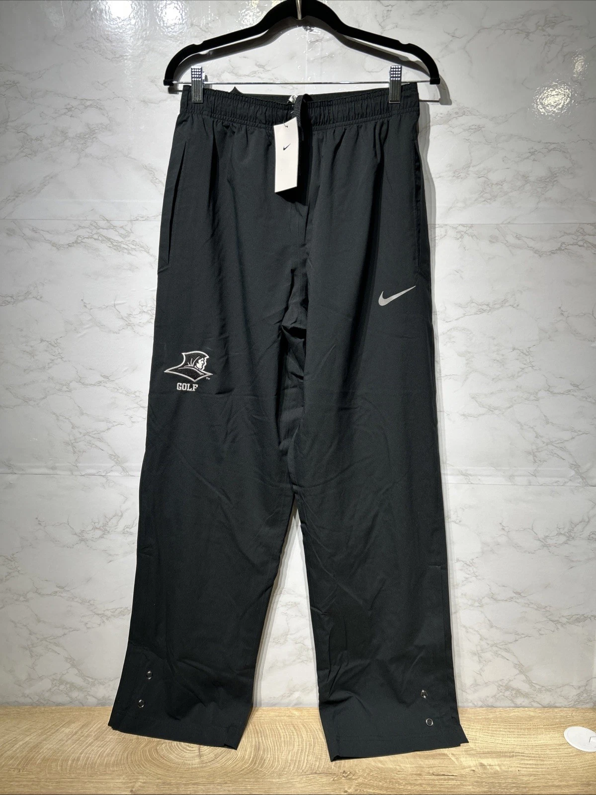 Nike Storm-Fit Waterproof Black Embroidered Mens Pants DA4984-010 Sz Medium New
Opens in a new windo