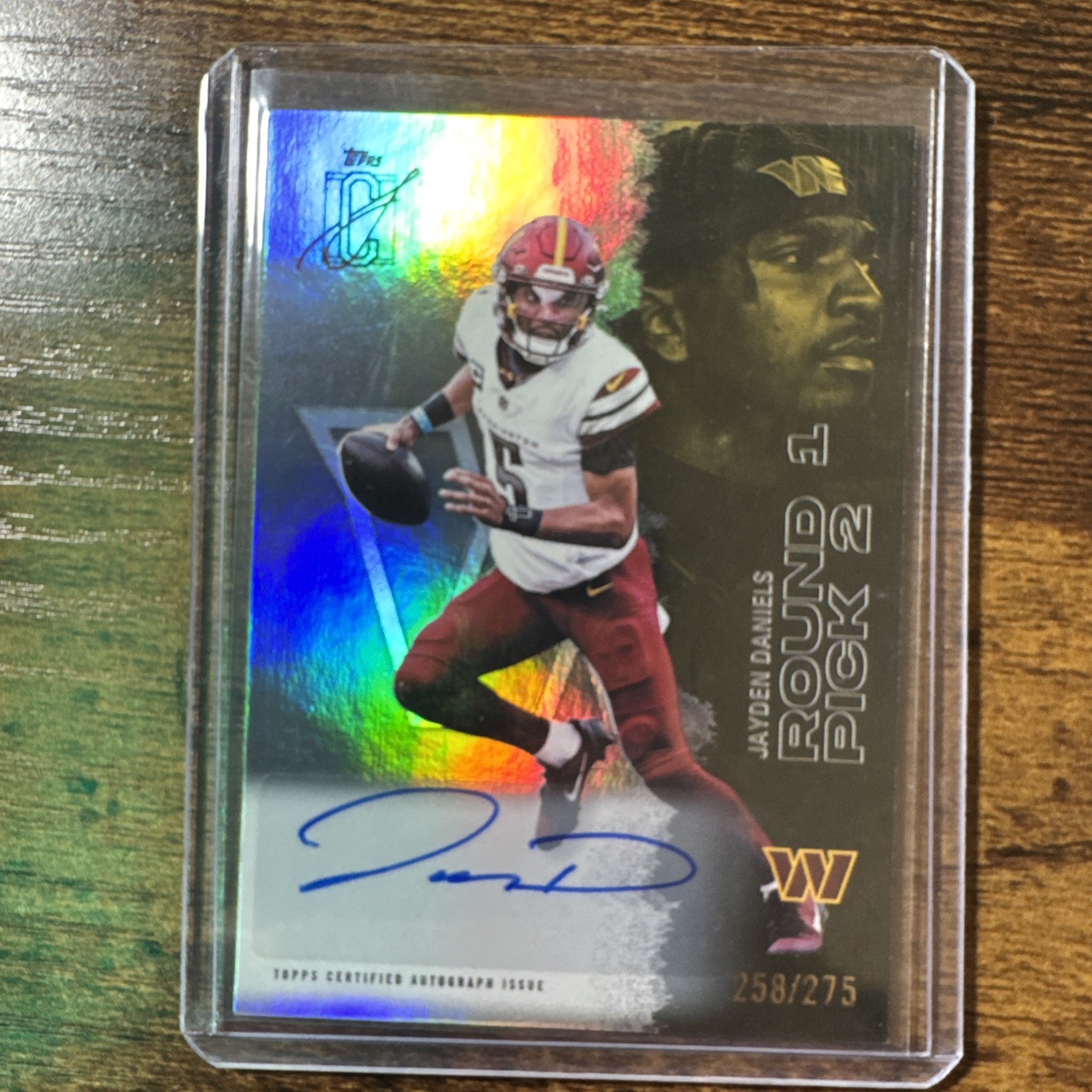 2025 Topps Signature Class Round  1 AUTO Jayden Daniels Commanders /275