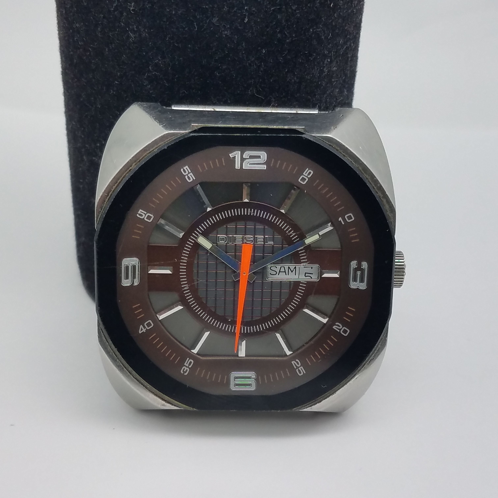 Diesel 45mm WR 330ft Only The Brave Brown Dial Day Date Watch 92g