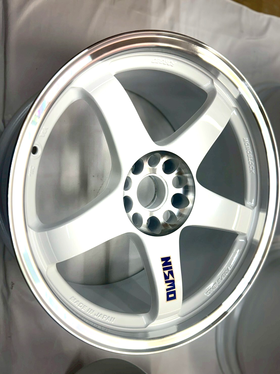 NISMO LMGT4 18x9.5+12 5x114.3 White+Cutting Silver 4pcs set IN