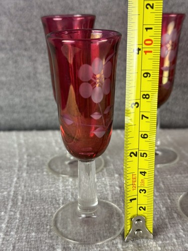 195s Set Of 5 Red Cranberry Cordial Glasses Etched - Picture 4 of 6
