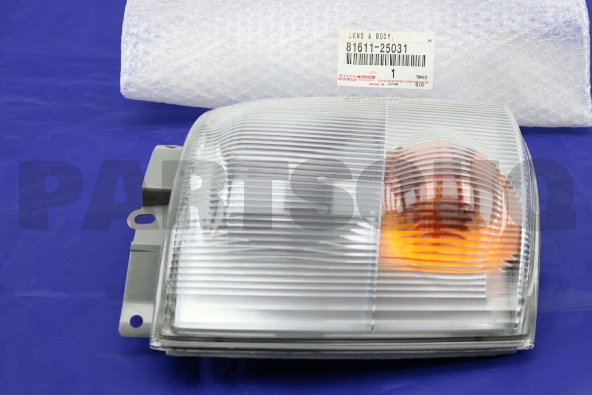 8161125031 Genuine Toyota LENS & BODY, CLEARANCE LAMP, RH
