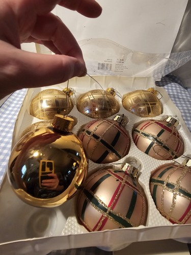 Sparkling Creations 18 Glass 2.5" Round Ornaments Gold, Red, Striped Read - Picture 14 of 18