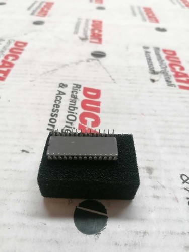 Eprom 08054/2 per P8 Scarico Completo da 50 per Ducati 916 Codice 96503394c - Picture 2 of 2