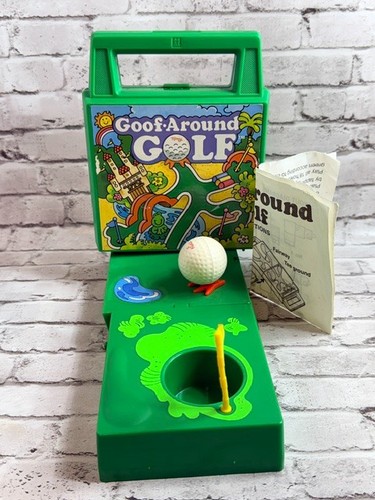 Vintage Tomy Goof Around Golf 1980 Bandai Wind Up Toy Pocket Game COMPLETE Ball