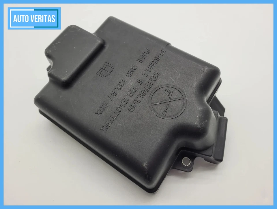 Original Fiat Grande Punto (199) fuse box cover 735471684 - Image 2 of 4