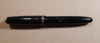 Parker Duofold Füller Füllfederhalter schwarz