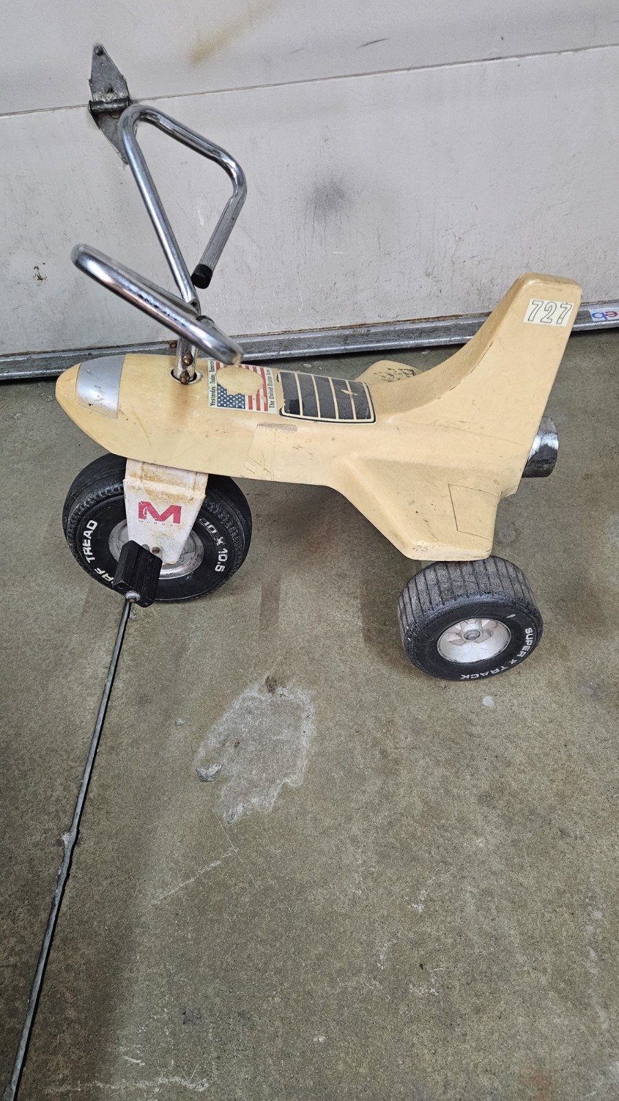 (Used) Vintage Murray Tricycle Plane 70s Rare Children Ride On (450.00 USD) (Used) Vintage Murray Tricycle Plane 70s Rare Children Ride On (450.00 USD)