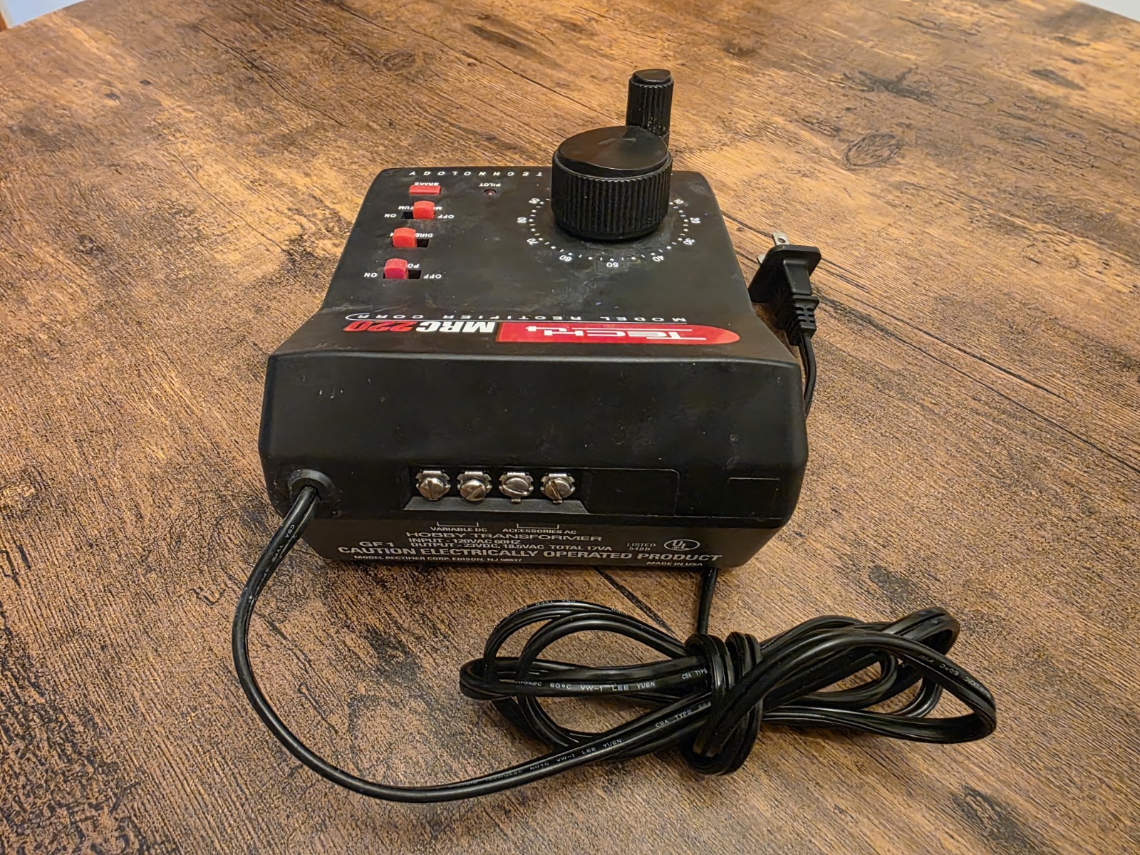 MRC  Tech 4 MRC 220 Model Train Transformer Power Control System DC Power For HO