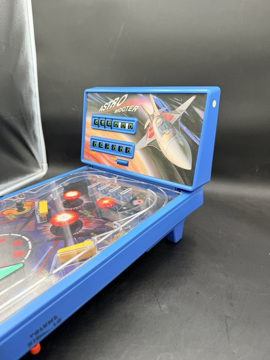 VTG TOMY Astro Shooter Pinball Electronic Tabletop Game GREAT