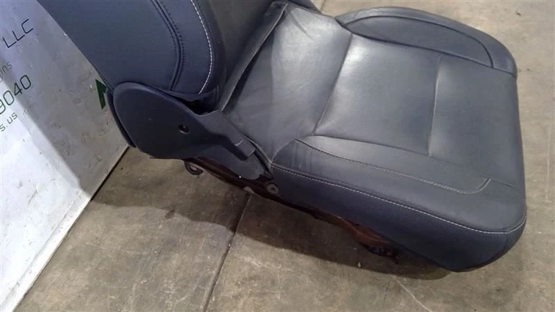 Chevrolet Tahoe 2017-2020 asiento delantero izquierdo 84549969 84549840 Foto 2 de 4