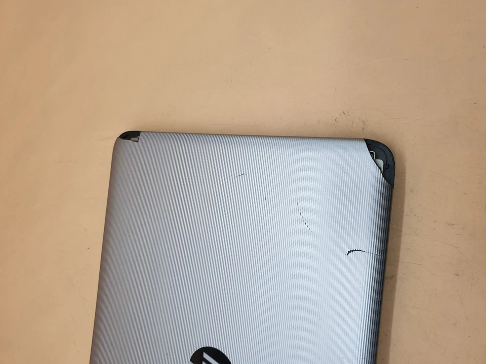 HP 250  G5  15.6"  INTEL CORE i7-6500U 2.5GHZ BIOS BOOT ,READ,SL33 - Image 3 of 4