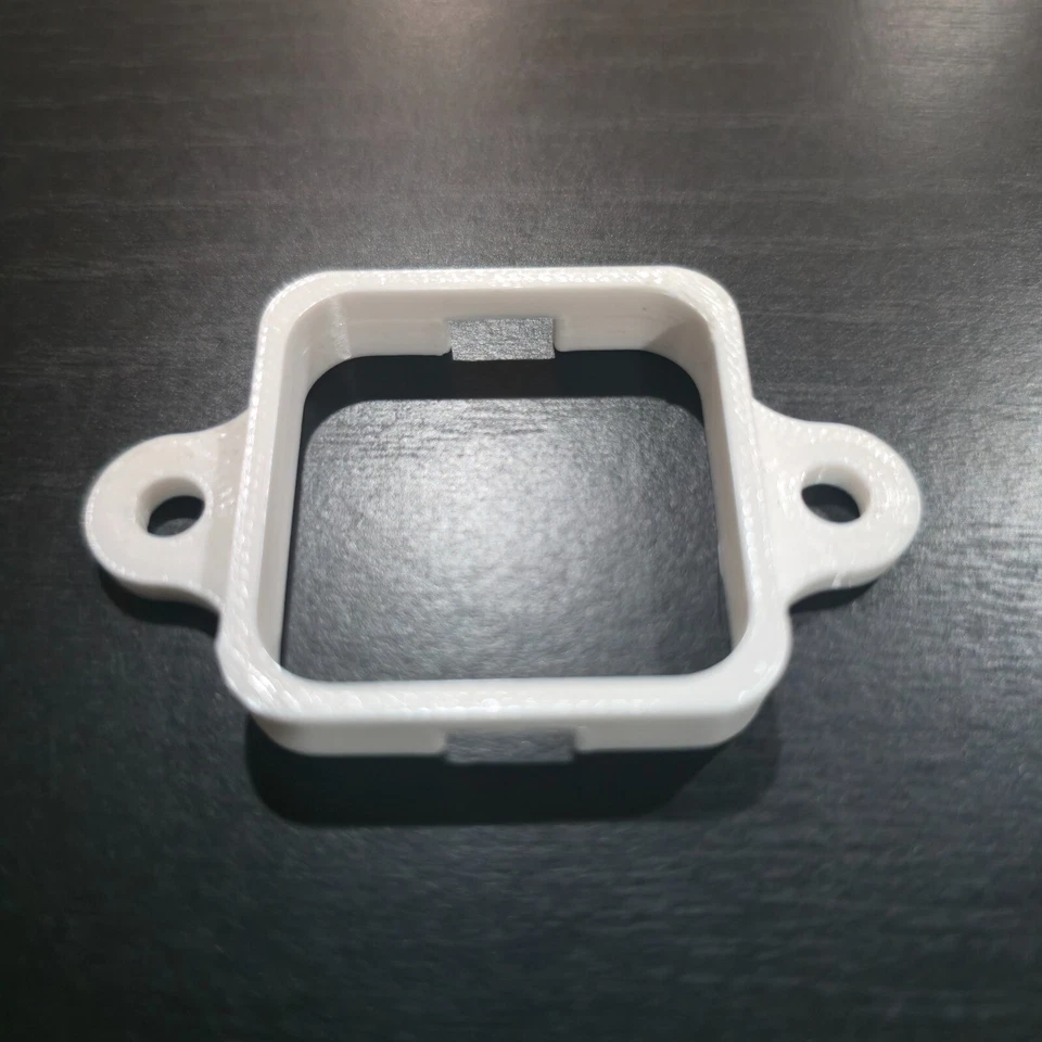 Govee Permanent Outdoor Light H705 RGBIC Soffit Mounting Bracket Multiple Colors - Image 2 of 4