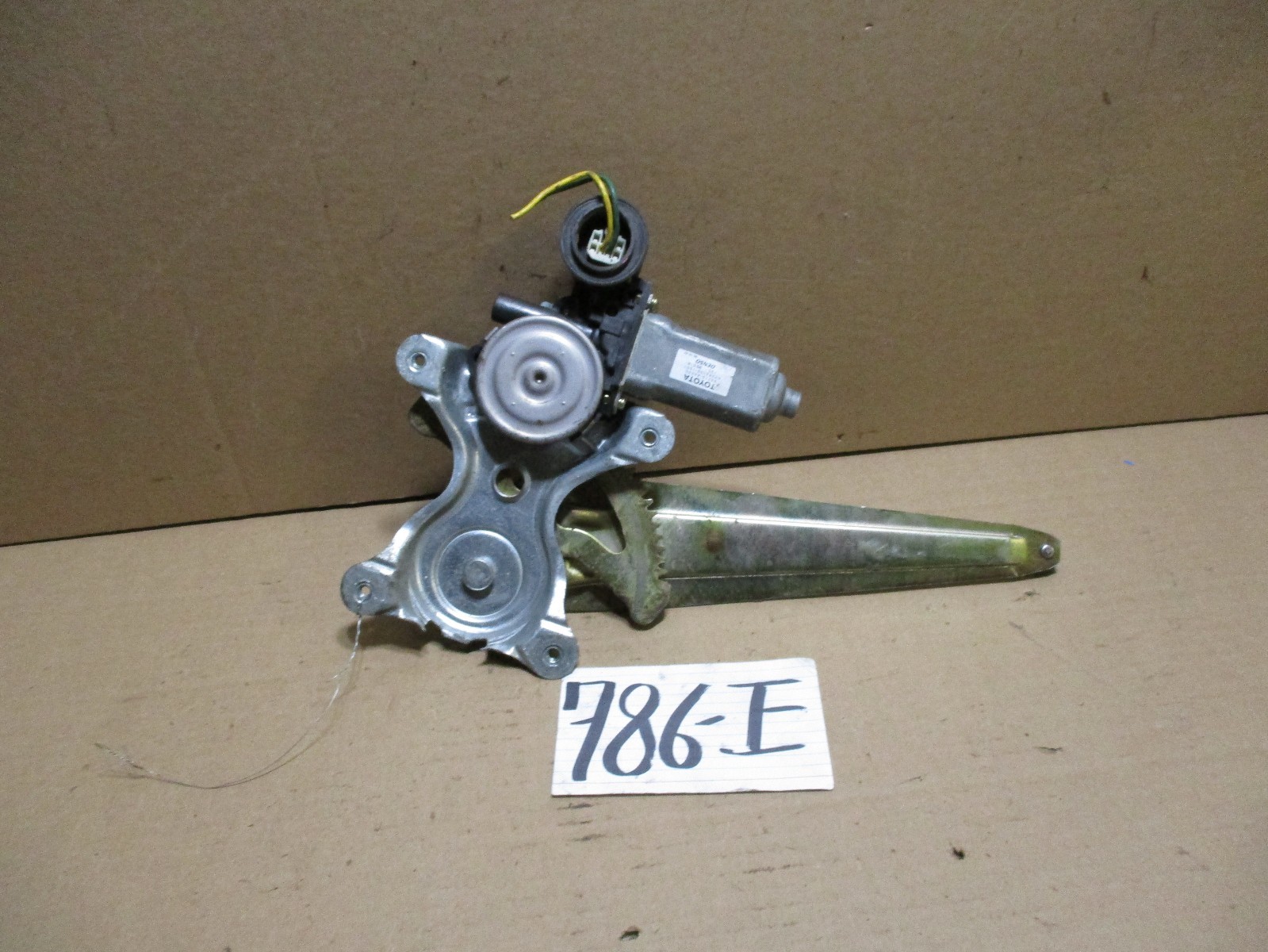 03 04 05 06 07 08 Matrix REAR Driver Side Window Regulator W/ Motor #786-E
