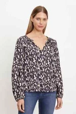 VELVET By Graham & Spencer Kade Printed Peasant Blouse Navy S $198 F1