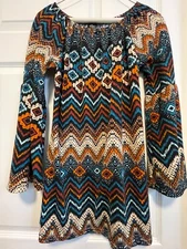 WIN WIN top shirt blouse S 6 Bust 36 Length 29 Black/Multi Geometric Tunic