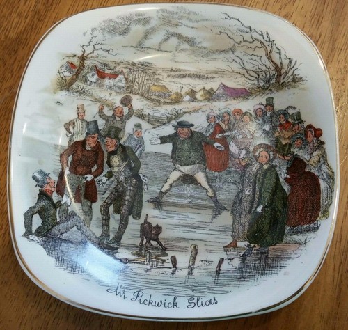Set of 4 Vtg Charles Dickens Crown Staffordshire Trinket Dish Plates Mr Pickwick - Picture 9 of 12