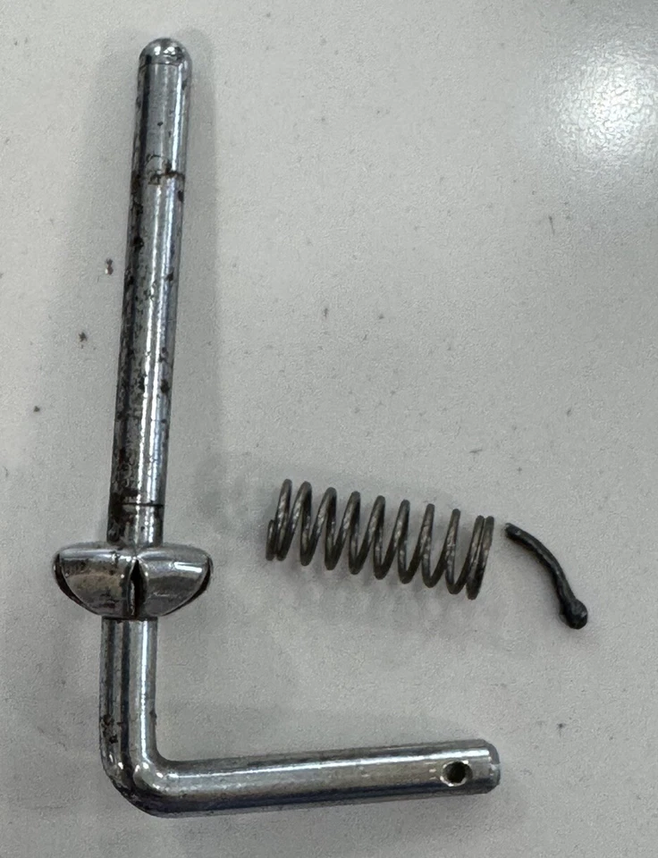 Vintage Pfaff 230, 260, 360, 362 + Sewing Machine, SPOOL PIN, (s), VGC - Image 2 of 3