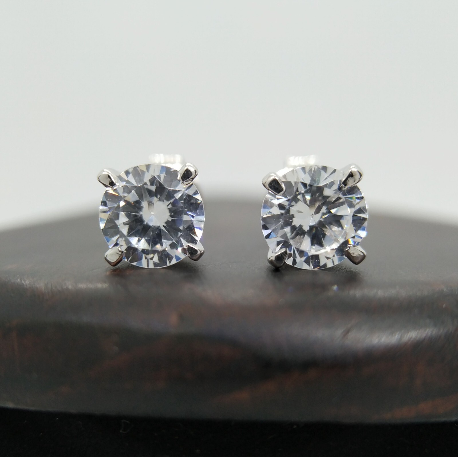 1CT Round Simulated Diamond Earrings in 925 Sterling Silver for Women